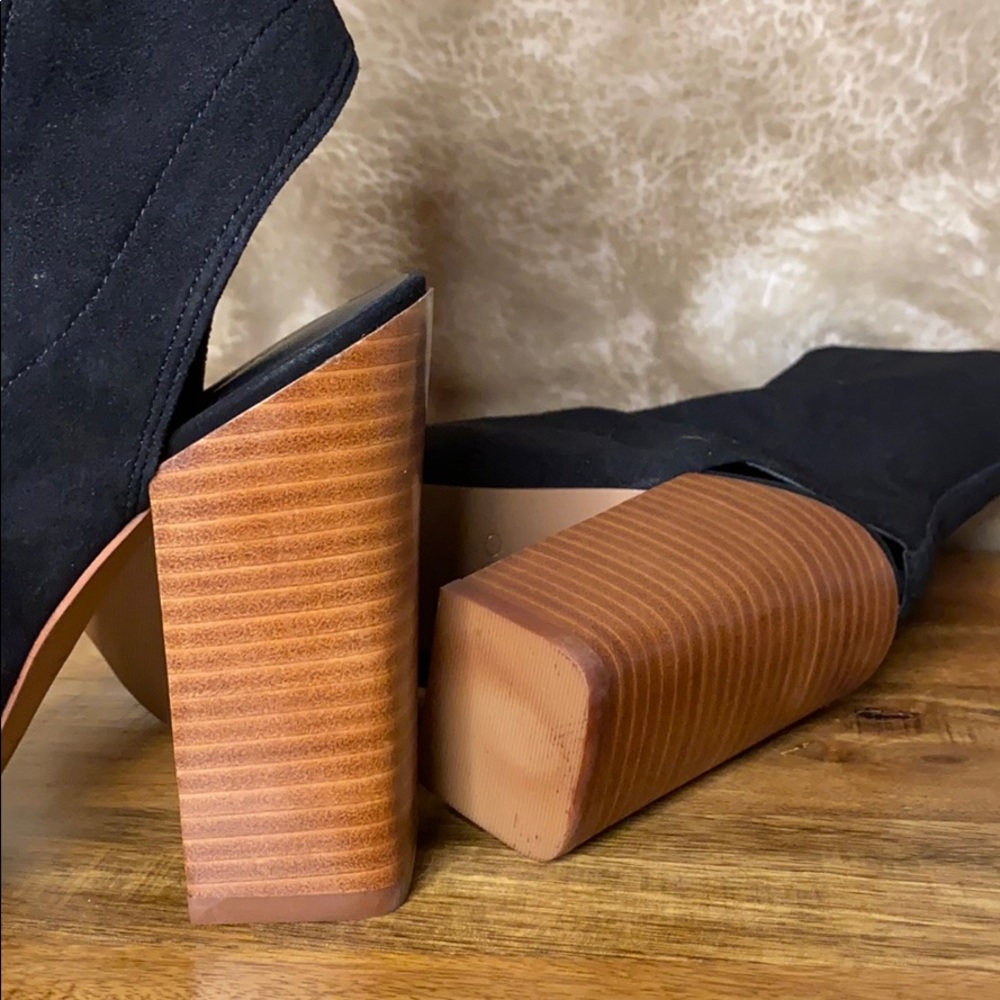Black Suede “IBANIA” Aldo Chunky Heel Bootie - Picture 6 of 8